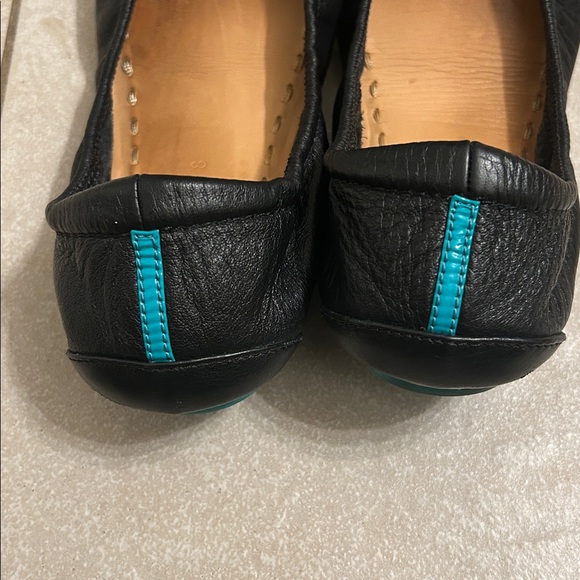 Tieks The Ballet Flat in Black Leather - 8 - Picture 5 of 5